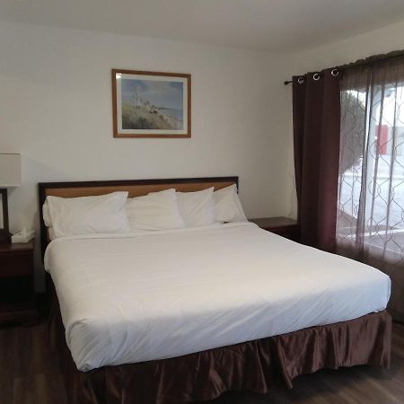 Blue Coast Inn & Suites Brookings Exteriör bild