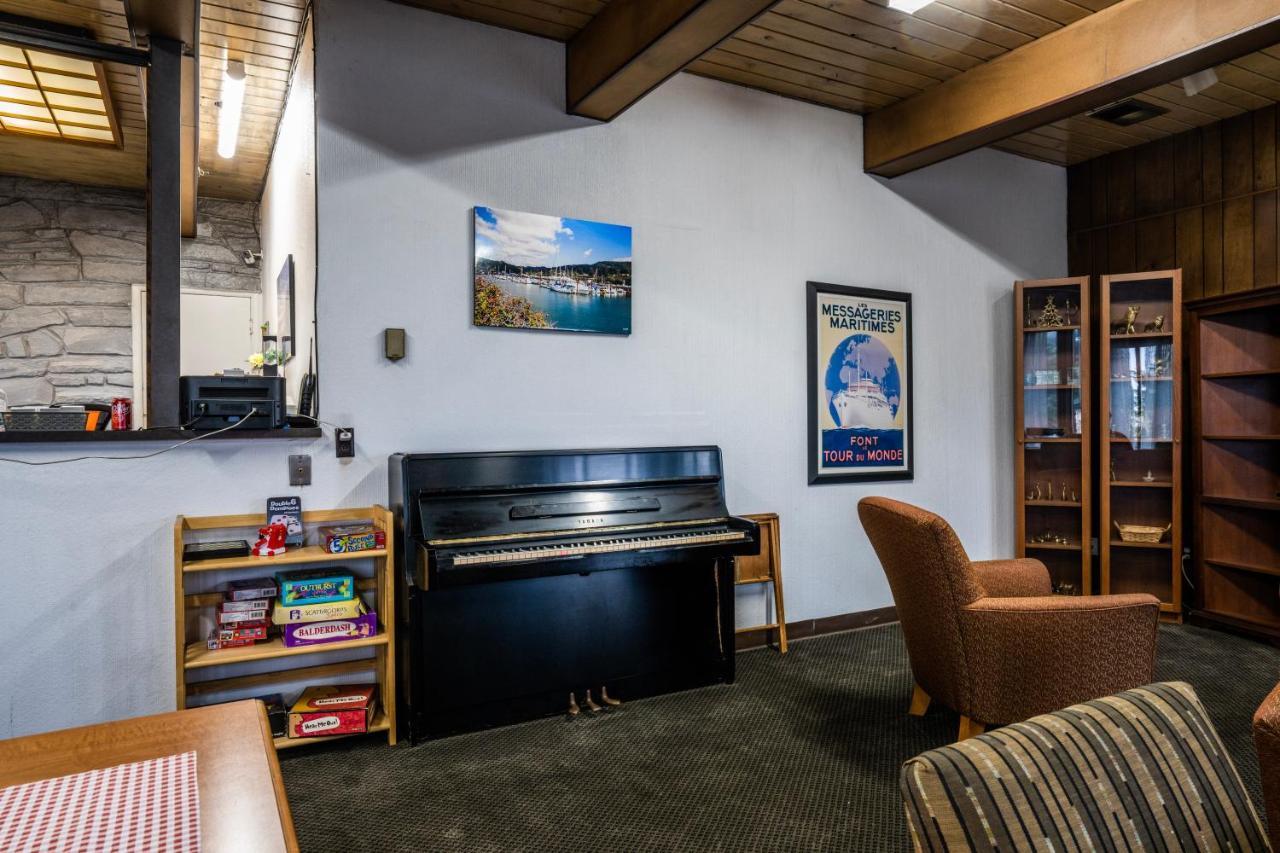 Blue Coast Inn & Suites Brookings Exteriör bild