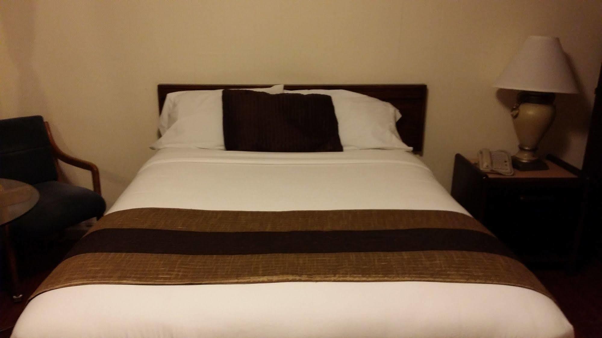 Blue Coast Inn & Suites Brookings Exteriör bild
